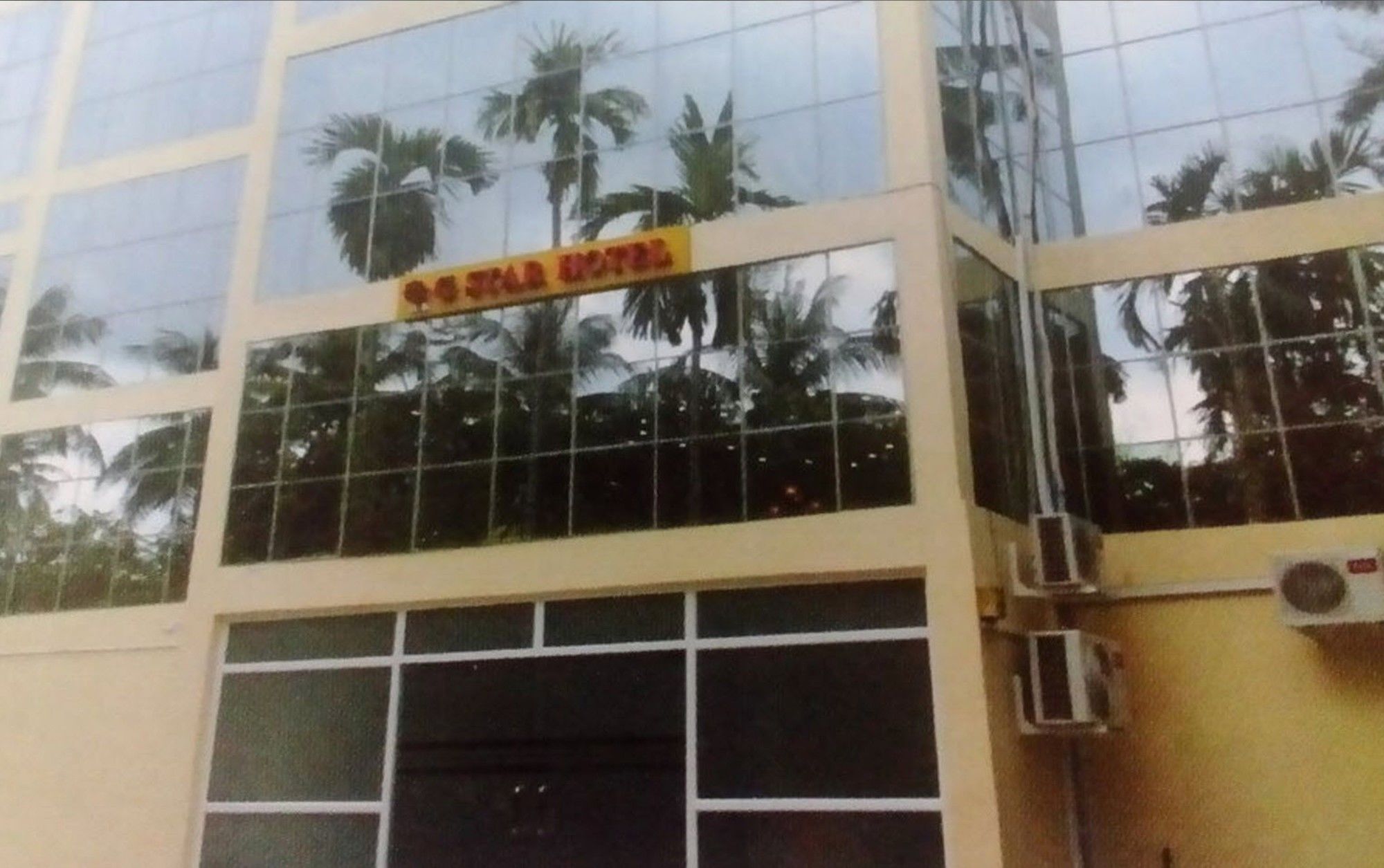 G Star Hotel Yangón Exterior foto